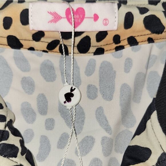 NWT Buddy Love VONN ELASTIC LONG SLEEVE ZIP UP Work Out Jacket CHEETAH Black S - Picture 12 of 12